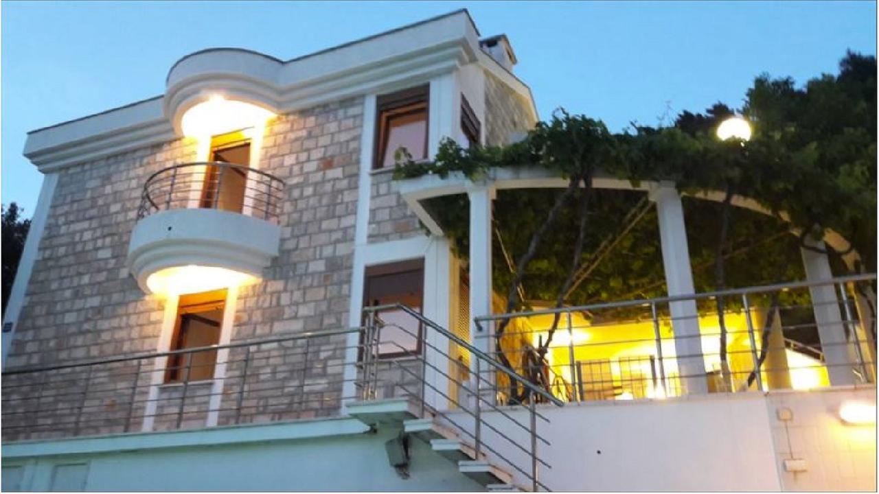 Villa Antic With Private Pool In Budva Eksteriør billede